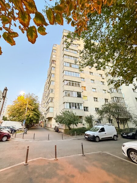 2 camere, bloc din 1980,  11 min. Metrou Piata Iancului